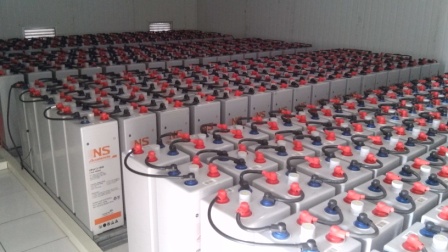 Batrai Penyimpan Daya